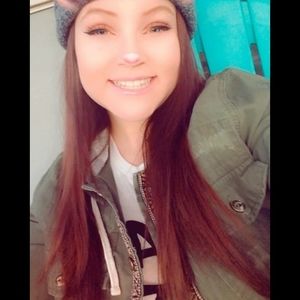 Meet your Posher, Madison